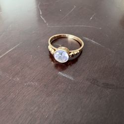 Gold ring  With Amethyst Stone