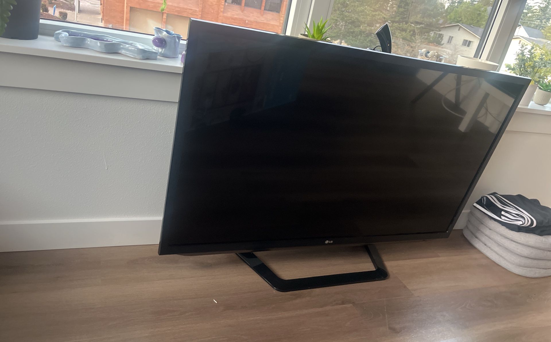 Smart LG TV πΊ47β For Sale