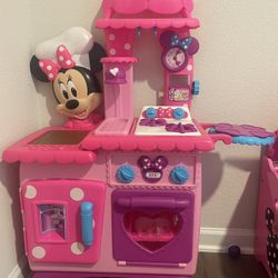 Mini Mouse Kitchen & More