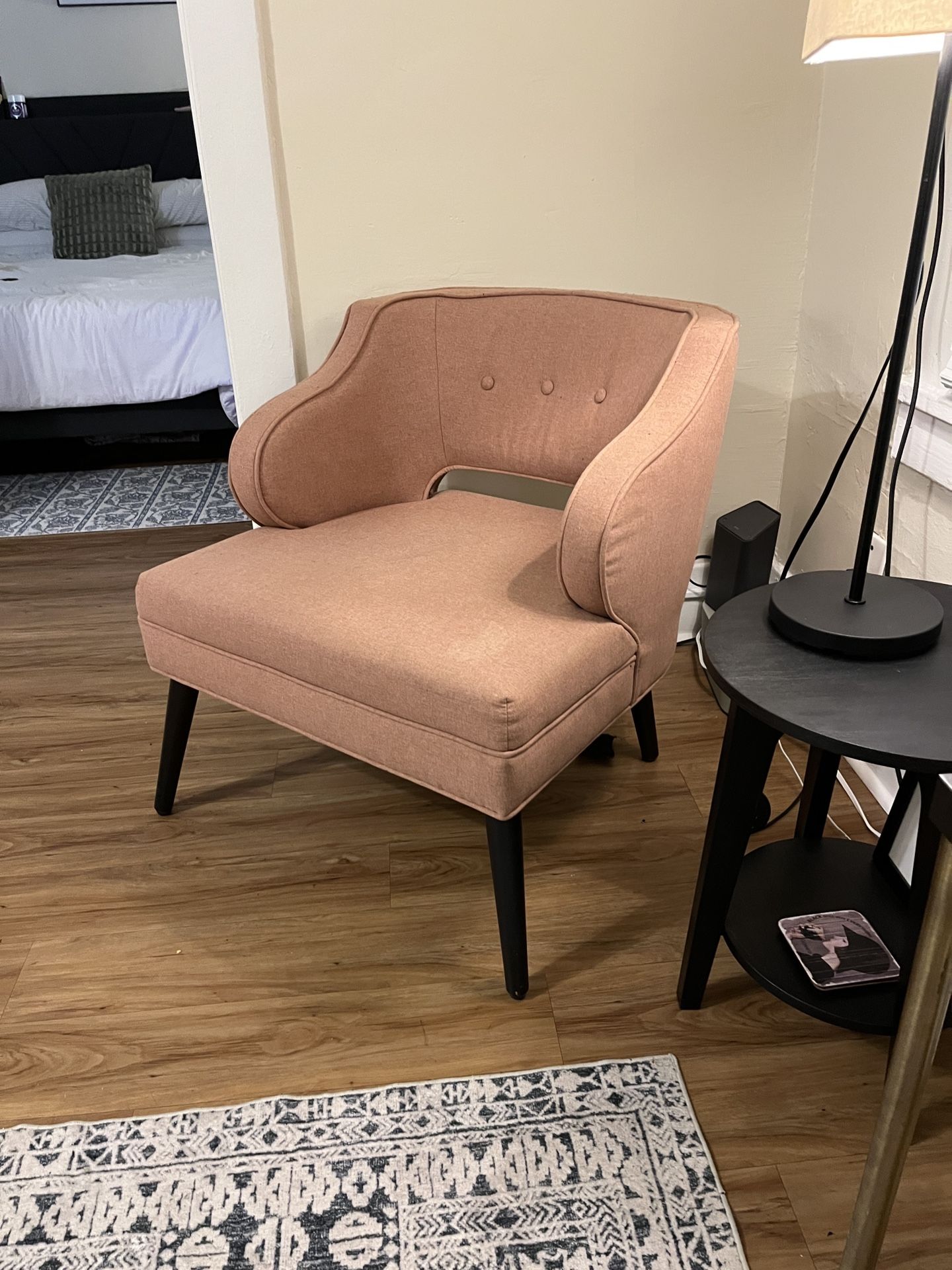 Rose Pink Tyley Upholstered Chair