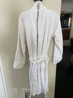 Los Angeles Trading Company white Plush Robe