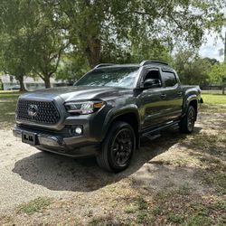 2022 TOYOTA TACOMA LIMITED 4x4 