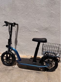 Electric scooter