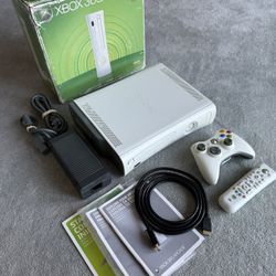 ***NO TRADES!!!*** 60 GB Xbox 360 in box ***NO TRADES!!!***
