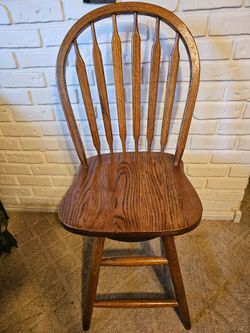 Solid Wooden swivel chair/island counter stool