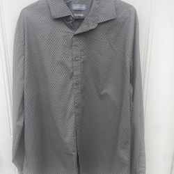 Michael Kors, RVCA, and Calvin Kkein shirts  read for sizes