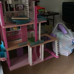 Barbie Dreamhouse