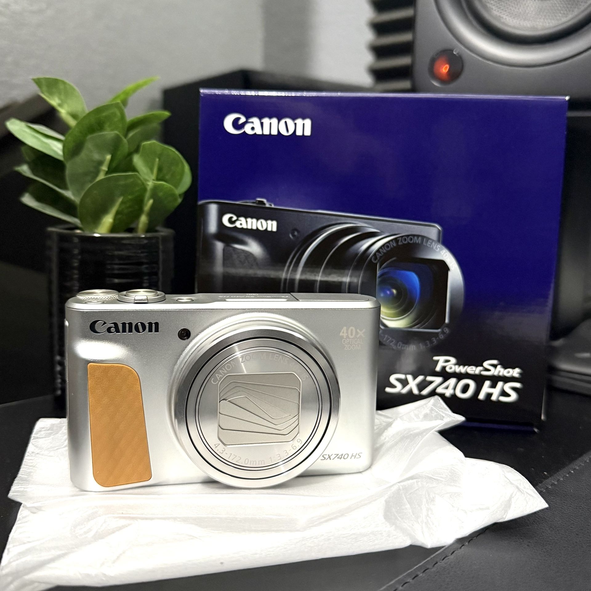 Brand New! Canon PowerShot SX740 HS Camera