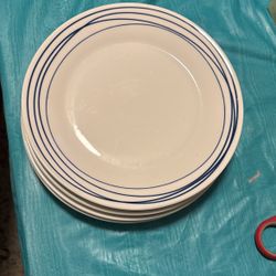 4. Royal Doulton Pacific Salad or Luncheon Plates  9:25