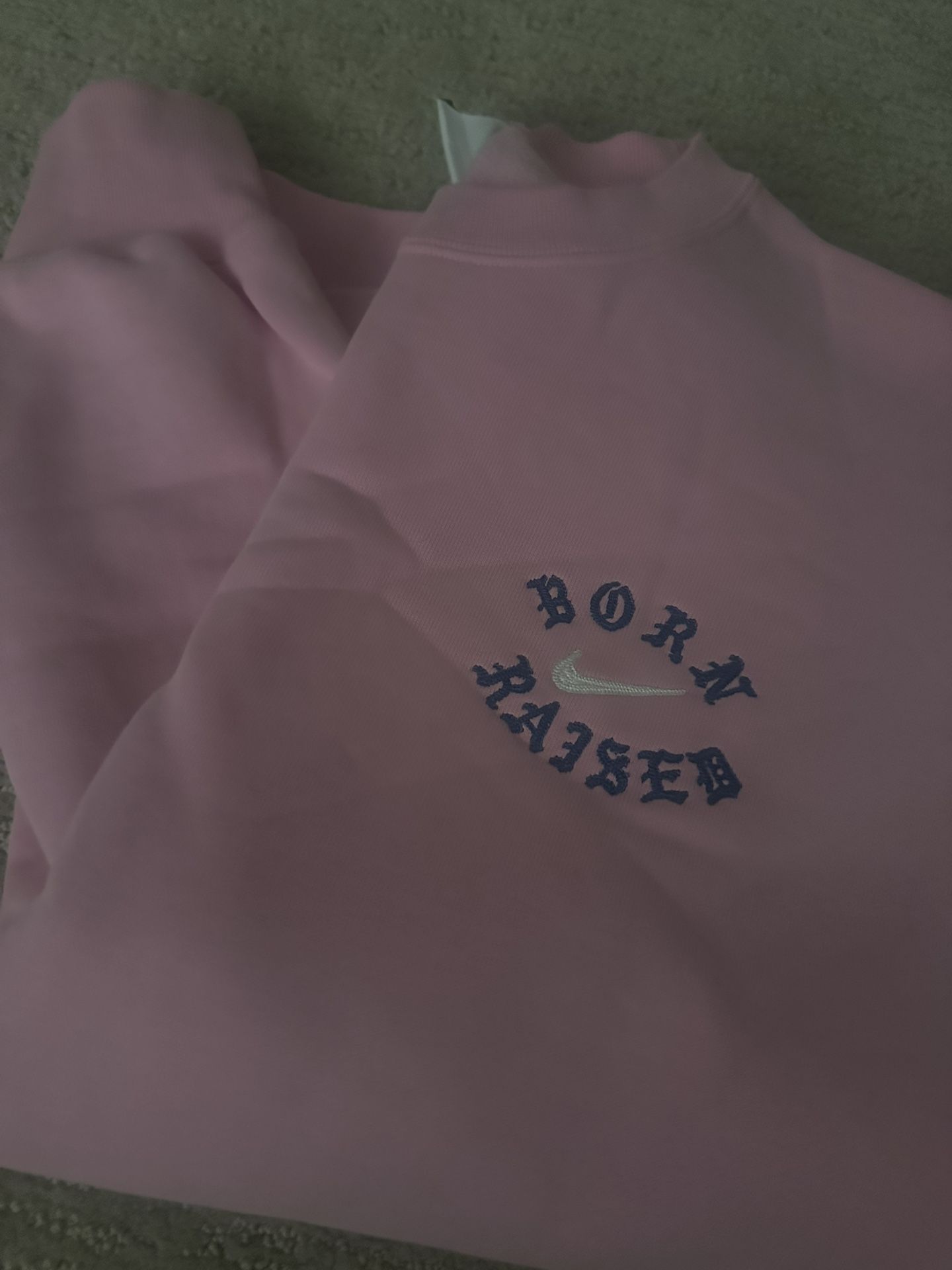 PINK NIKE BORN X RAISED CREWNECK • SIZE M