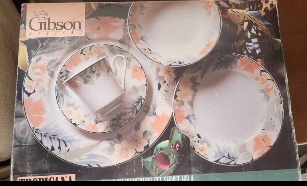 Vintage Gibson Designs Set