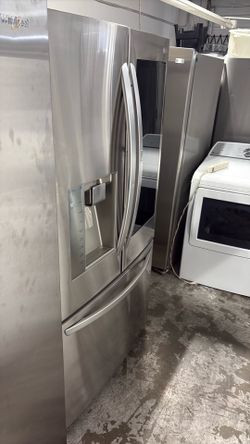LG knock, knock refrigerator