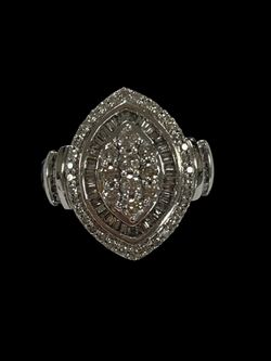White gold diamond cluster ring #32646