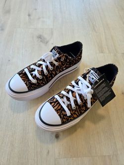 Converse Chuck Taylor All Star Lift Double Stack Low-Top Sneaker Size M8 W10 Leopard