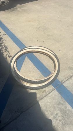 Schwinn Beach cruiser tires