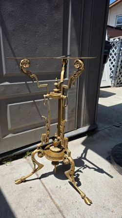 Antique piece from the X lX  to the XX  century, cast bronze.