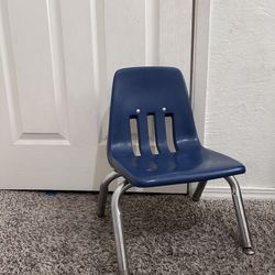 School Chair x4