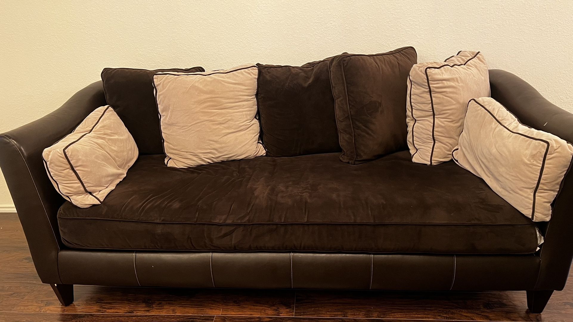 Sofa & Oversized Chair