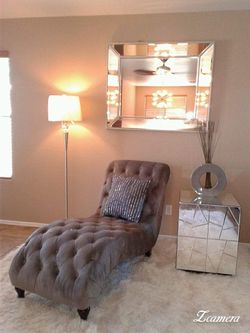 Like new Gray tufted chaise lounge