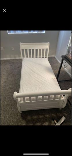 toddler bed frame