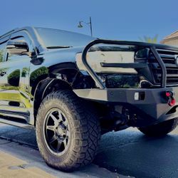 2016 Toyota Land Cruiser