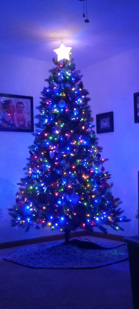 7.5 Ft. Christmas Tree