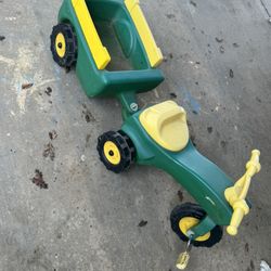 Pedal John Deere Tractor And Trailer 
