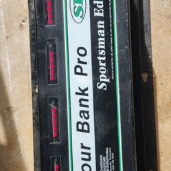 Charging Systems Int'l 4 bank charger. Sportsman Edition