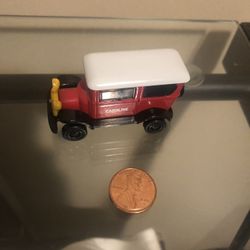 Rare 1997 Thomas the Train  Diecast Caroline Red Car Ertl