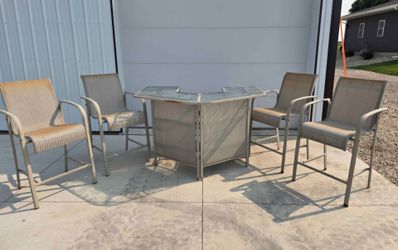 5-Piece Outdoor Glass Top Bar Set with 4 Chairs