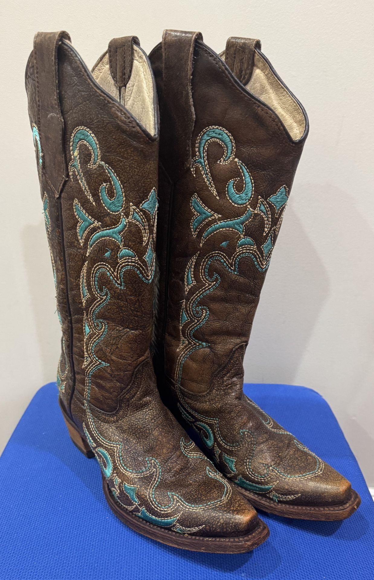 Circle G Women’s Western Boots Size 6.5