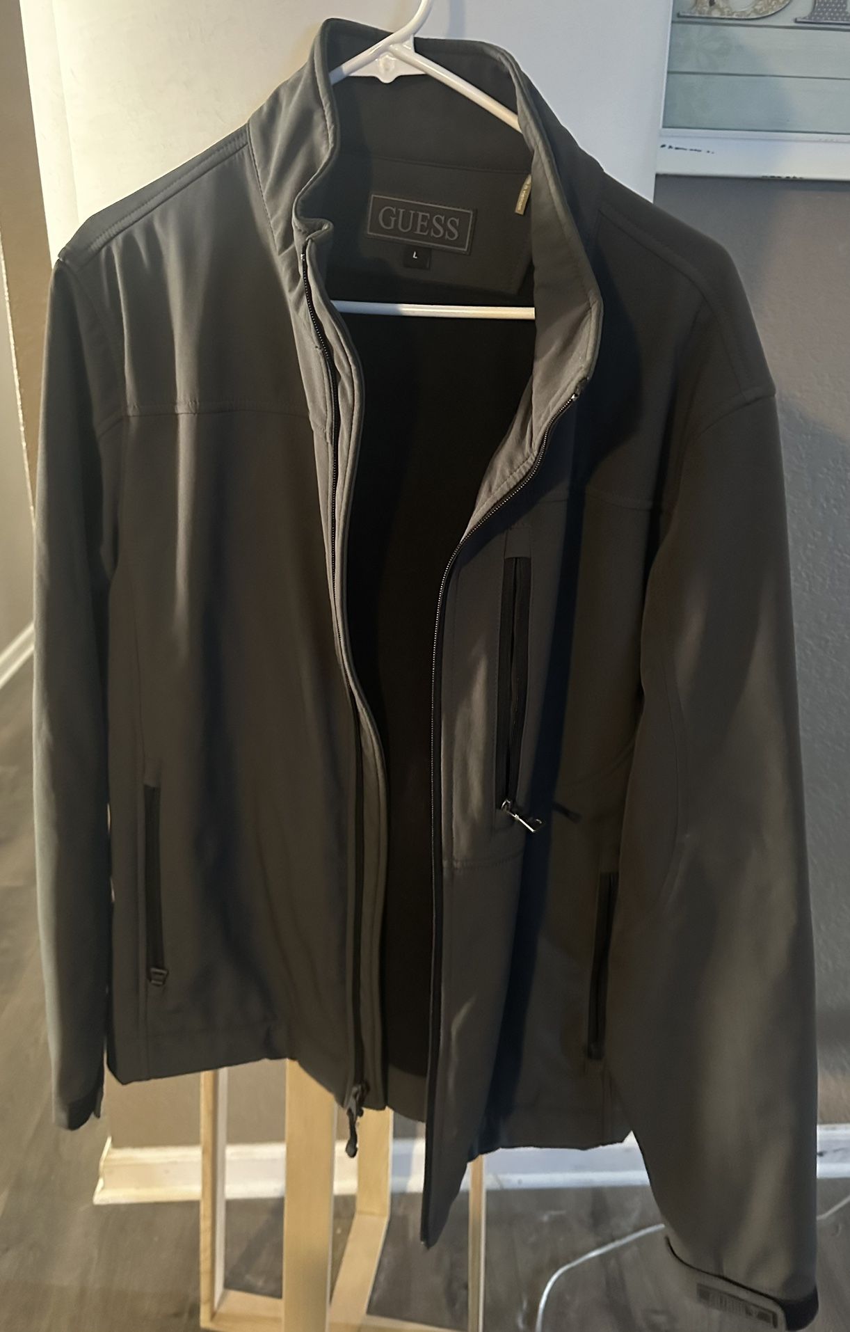 Men’s GUESS Jacket L-Gray