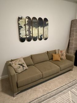 Modern sofa (olive linen)