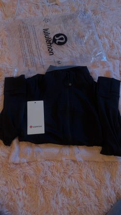 black  lululemon define jacket ~ size 4