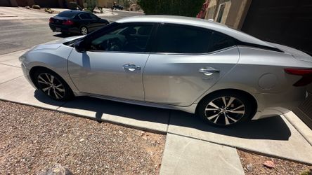 2017 Nissan Maxima