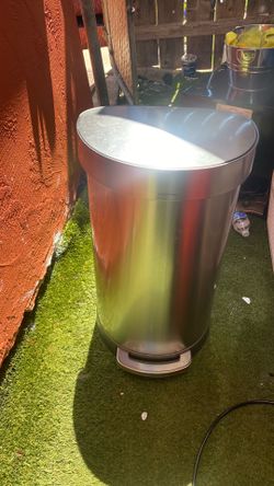 Trash can