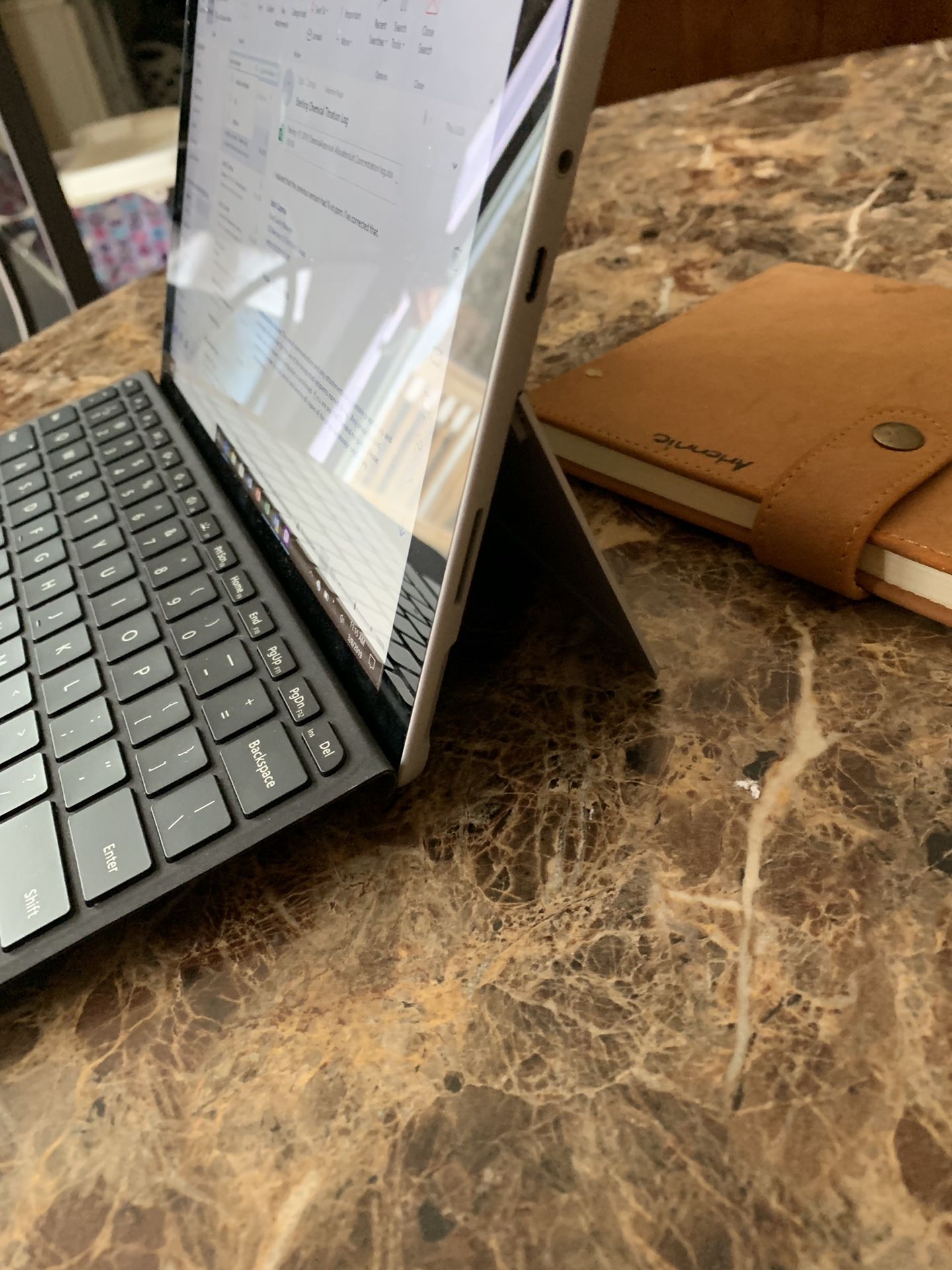 Microsoft Surface Go & Keyboard