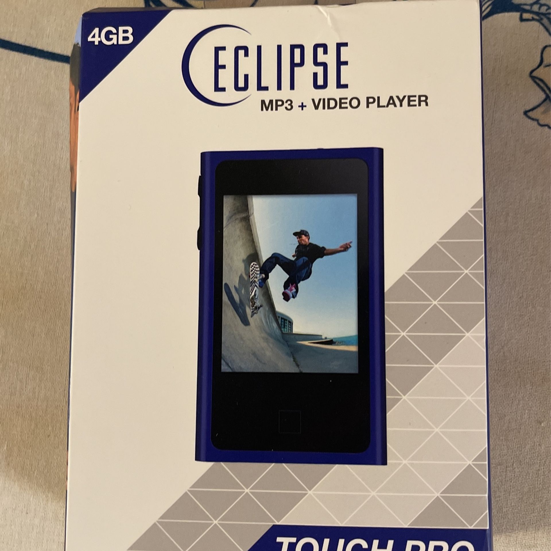 Eclipse MP3+ Video Player, 4 Fb, Touch Pro, Nib