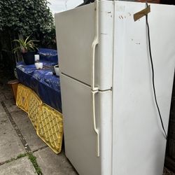 $75 Fridge 