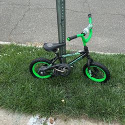 Very Small Bike For Under 3or 4