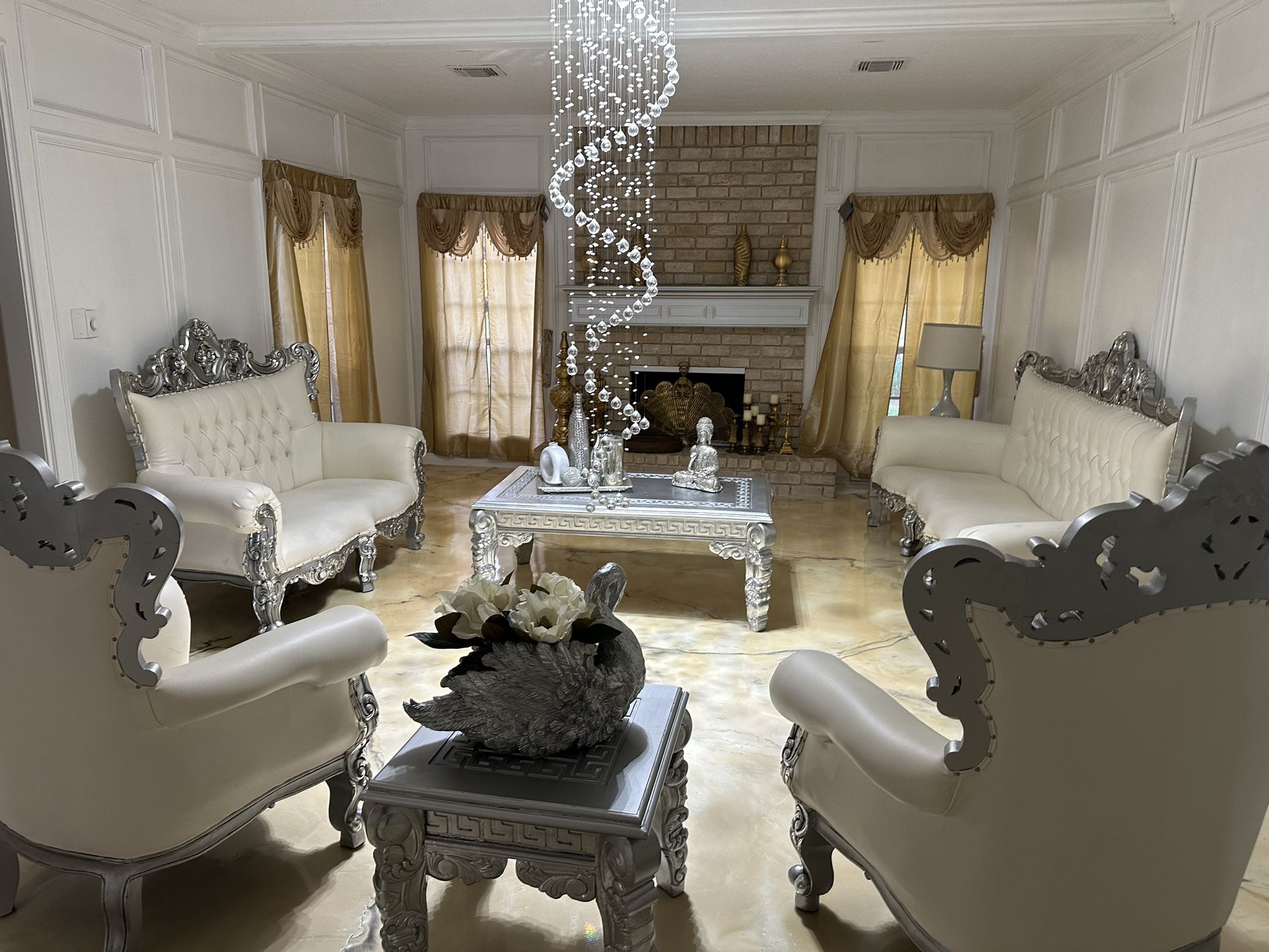 Luxury Living Room Set 