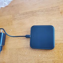 Wireless phone charger 