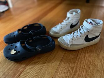 Nike Blazer Mid (1Y/ 20cm) + Crocs Classic Clog (J2/ ~20.8)