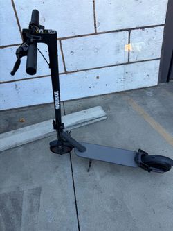 Electric scooter
