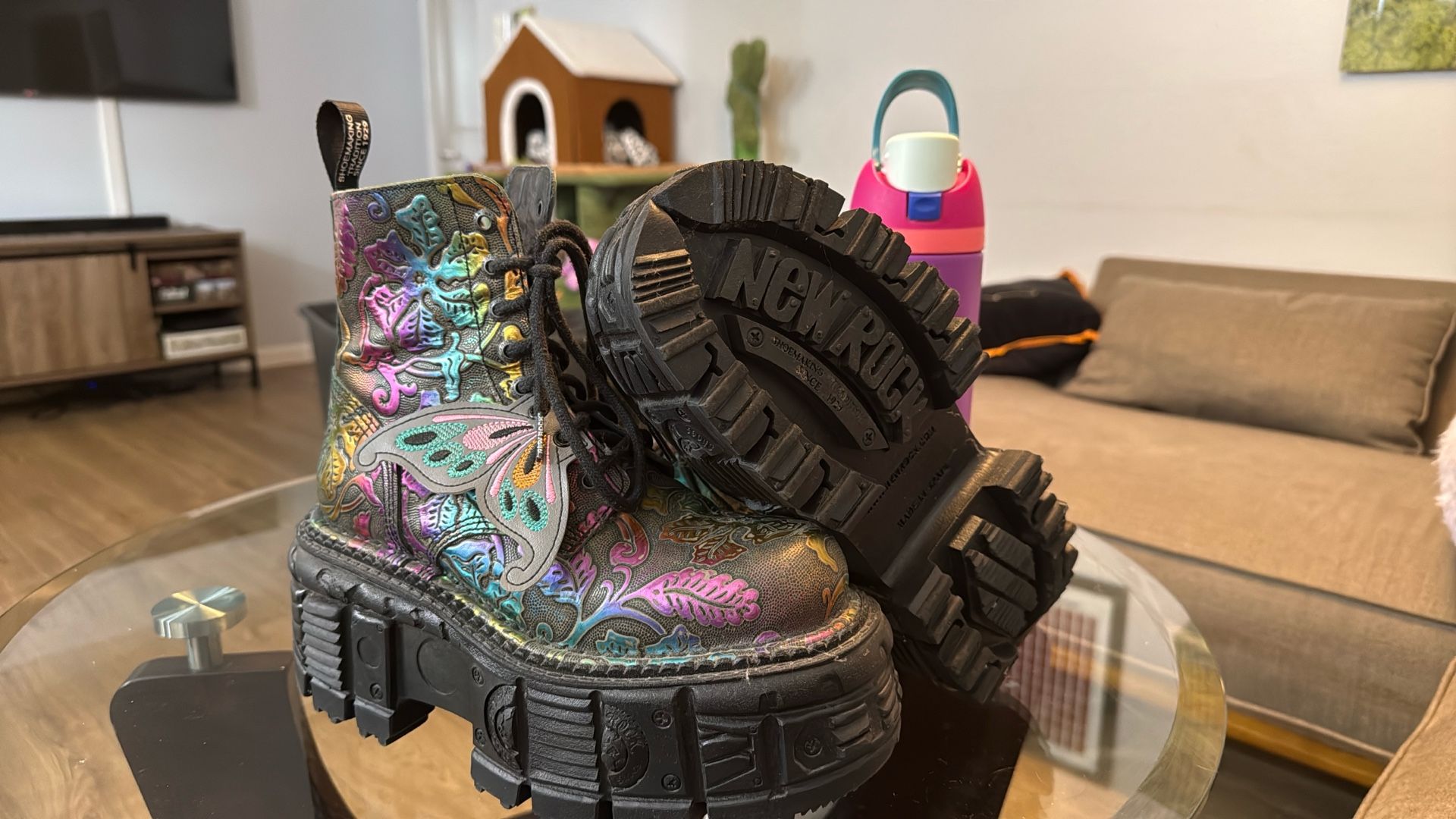 New Rock 6 cm platform boots, excellent condition, size 40