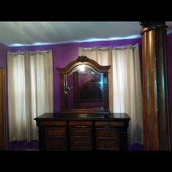 Solid Wood King Bedroom Set