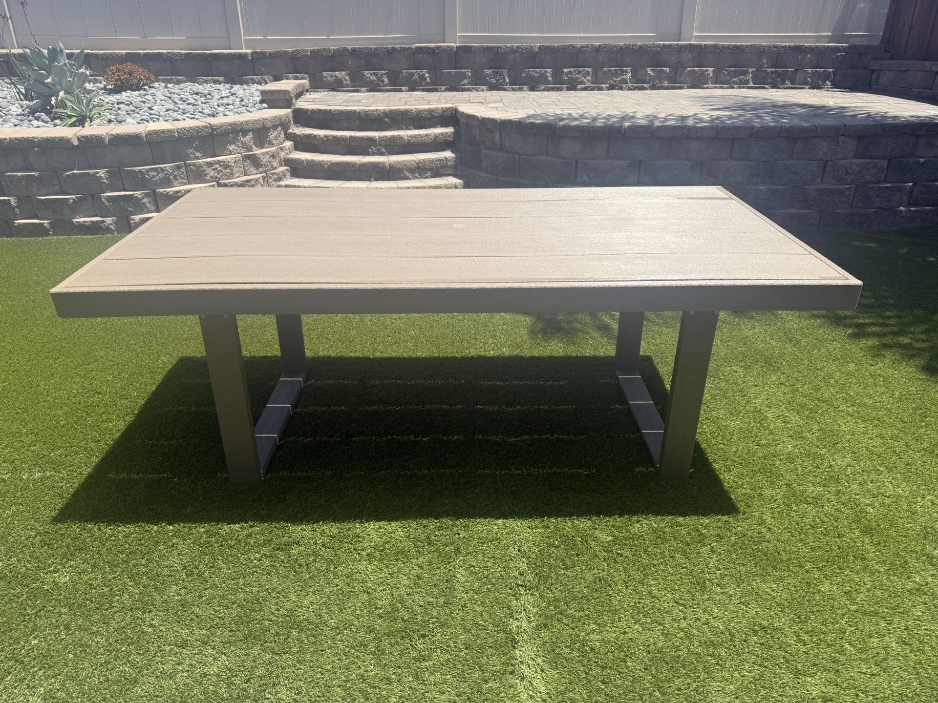 POLYWOOD EDGE 40 X 78 DINING TABLE