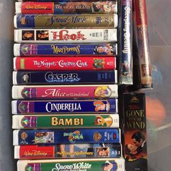 Many Classic Disney About 6 New In Wrapper And Others