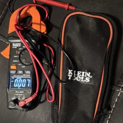 Klein Tools AC/DC Digital Clamp Meter