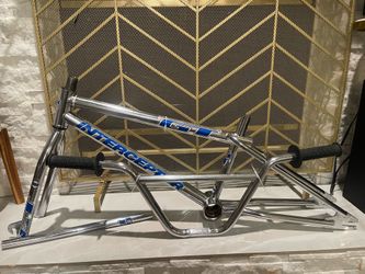 1992 GT Interceptor Frame Set with OG Chrome and Decals